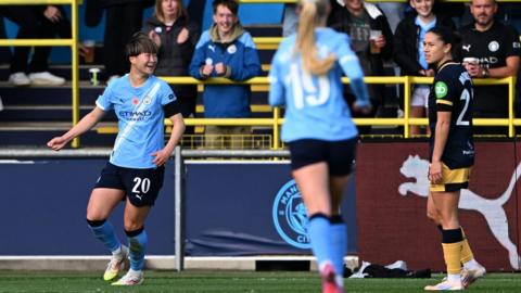 Fujino celebratyes her goal v West Ham