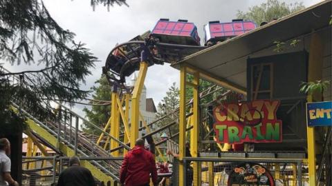 Rollercoaster stuck at Gulliver's World