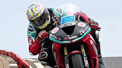 Adam McLean on his McAdoo Kawasaki at the North West 200