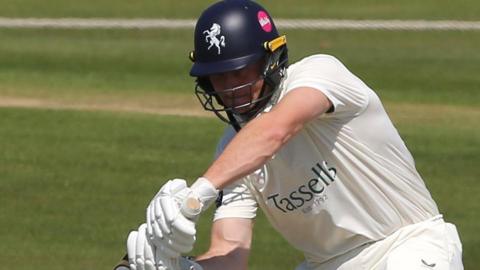 Chris Benjamin batting
