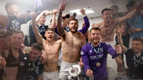 Dundee players celebrate