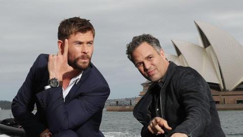 Chris Hemsworth and Mark Ruffalo 