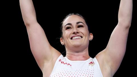 Sarah Davies Smale celebrates during the 2022 Commonwealth Games