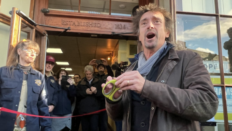 Richard Hammond opening the museum