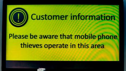 Met Police launches crackdown on mobile phone thefts - BBC News