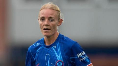 Sophie Ingle in action for Chelsea