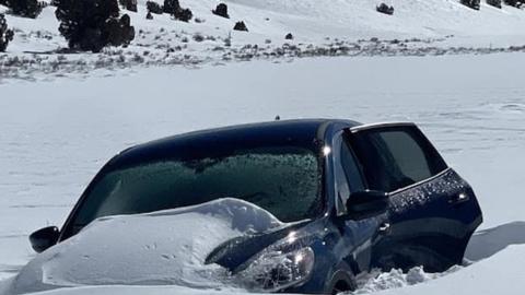Jerry Jouret's car stuck in the snow