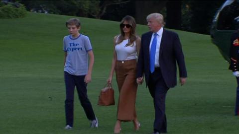The Trumps arrive on the White House lawn