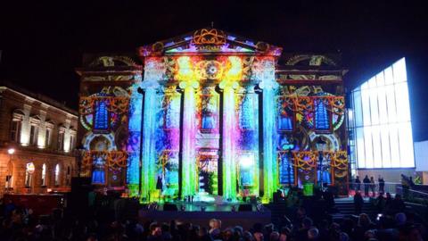 Light show on Oldham Town Hall