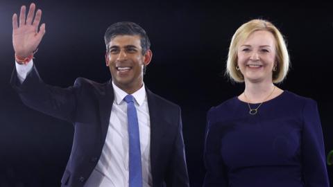 Rishi Sunak and Liz Truss on stage at end of Wembley hustings