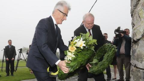 Geert Bourgeois and Martin McGuinness lay wreaths at Flanders