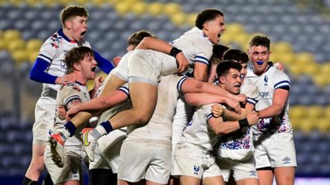 Bristol's U18 team celebrates championship win