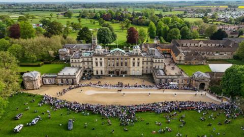 Badminton House