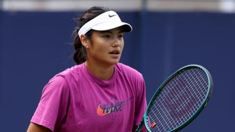Emma Raducanu practises before Wimbledon