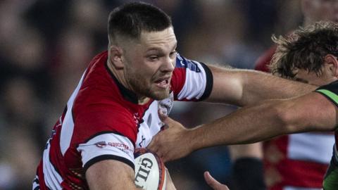 Ben Donnell attacks for Gloucester