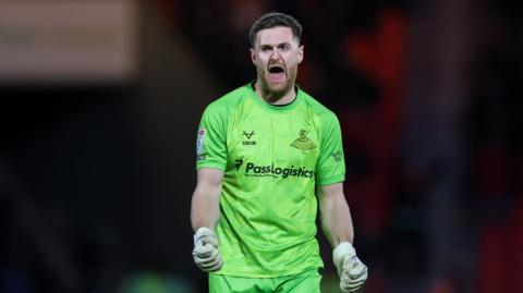 Ian Lawlor, Doncaster Rovers