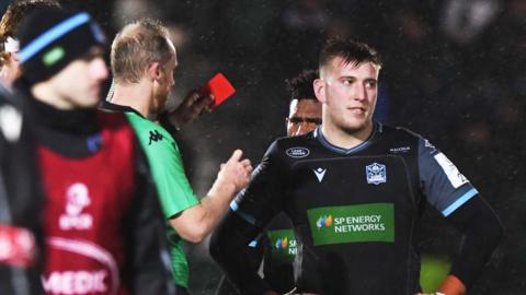 Matt Fagerson was sent off in the closing stages of Saturday's loss to La Rochelle