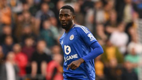 Wilfred Ndidi in action for Leicester City