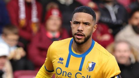 Tyler Roberts in action for Mansfield Town