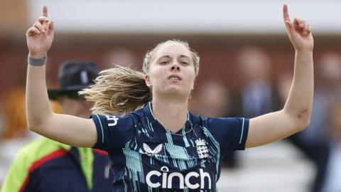 England all-rounder Freya Kemp