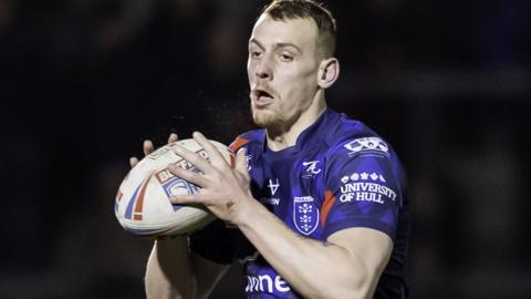 Frankie Halton in action for Hull KR