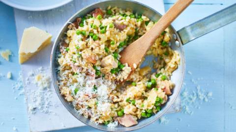 Easy chicken and pea risotto