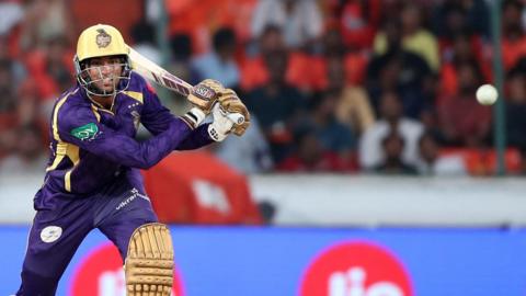 Angkrish Raghuvanshi batting