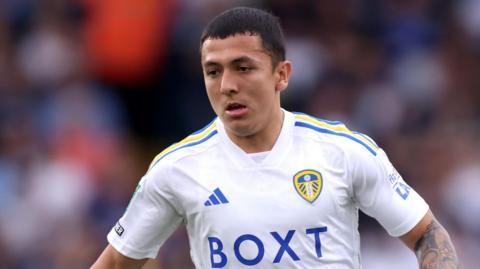 Ian Poveda playing for Leeds