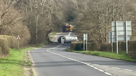 Image of the overturned lorry carrying liquid petroleum gas 