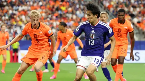 Netherlands v Japan