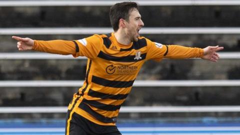 Alloa's Kevin Cawley