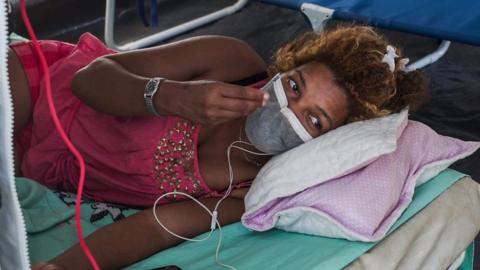 Woman being treated in Madagascar plague outbreak