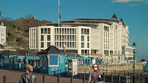 Pafiliwn pier Llandudno