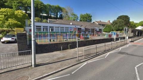 Ysgol Gynradd Abbey