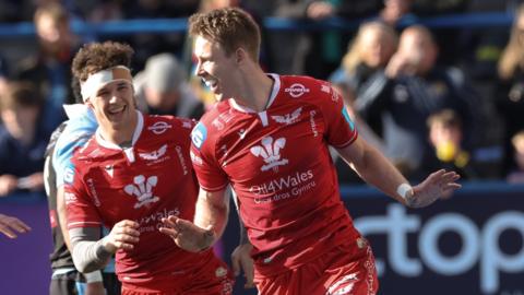 Liam Williams