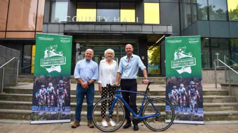 Picture – David Blake (Landmarc), Cllr Suzanne Wickham, Terence Herbert (Chief Executive, Wiltshire Council)