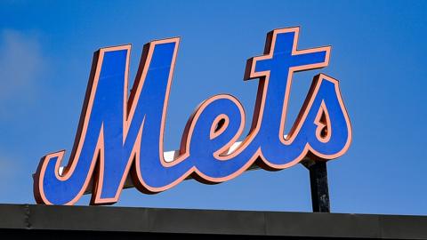 New York Mets logo