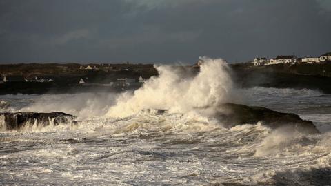 Tonnau ger Trearddur