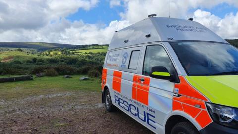 Exmoor Search and Rescue van on moor