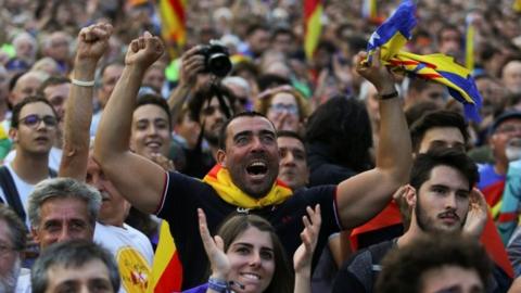 pro-independence rally outside the Catalan parliament in Barcelona, Spain October 10, 2017