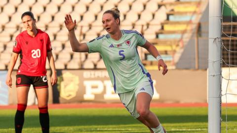 Rhiannon Roberts of Wales celebrates