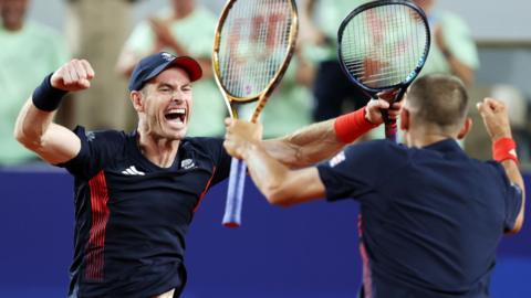 Andy Murray and Dan Evans celebrate