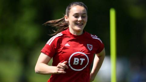 Maria Francis-Jones in Wales training