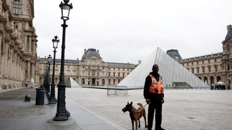 The Global Story: The Louvre daytime heist that shocked the world