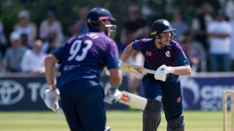 Scotland batters George Munsey and Brandon McMullen in action