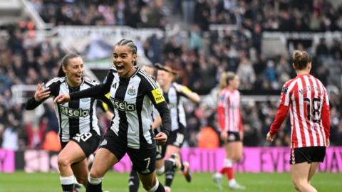Shania Hayles runs to celebrate her goal v Sunderland