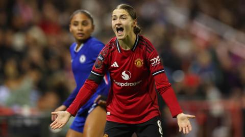Jess Park of Manchester United