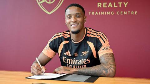 Ezri Konsa signs for Arsenal