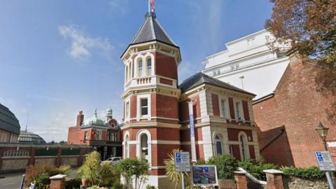 A red and white brick building