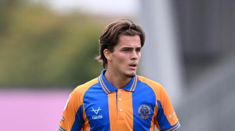Leo Castledine playing for Shrewsbury last season